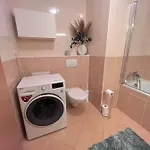 شقة 2 With Terrace, New Building, Jegeho براتسيلافا