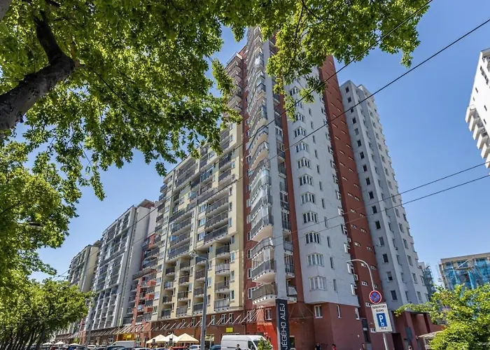 2 With Terrace, New Building, Jegeho ブラチスラヴァ